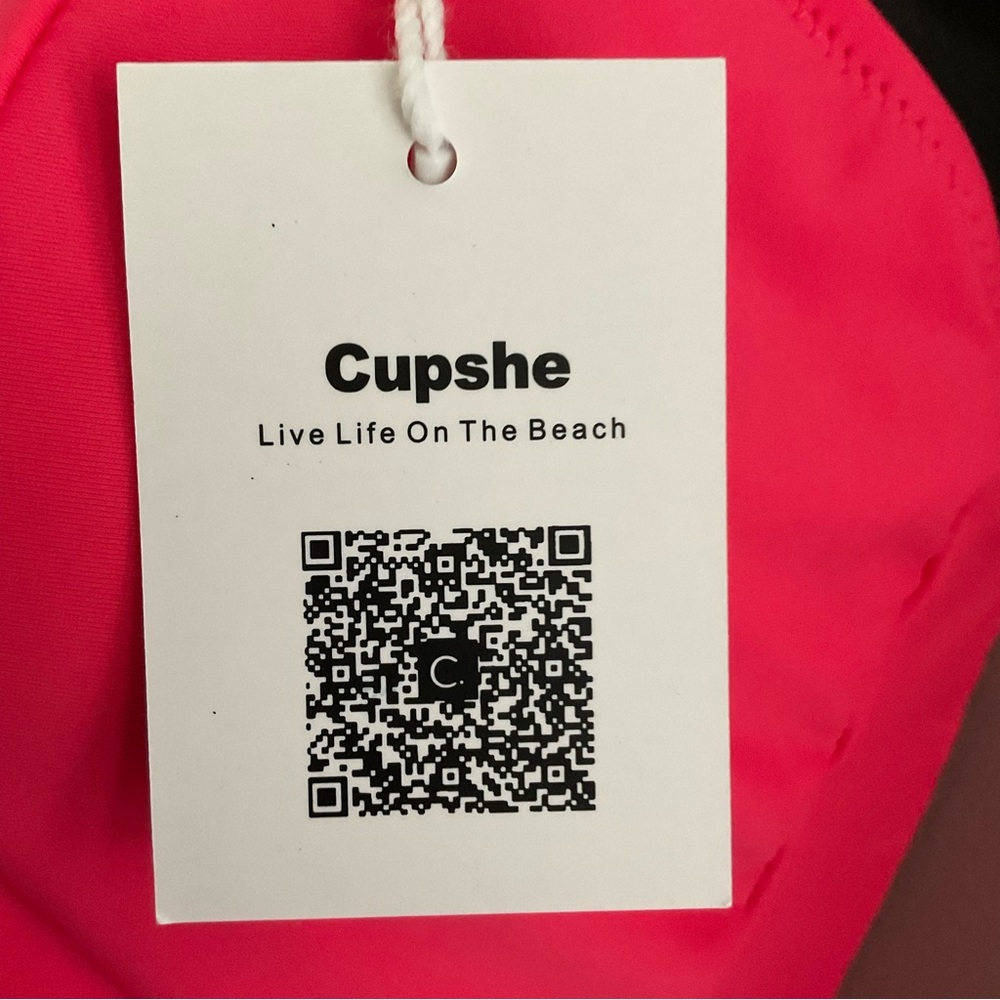 Cupshe, NWT, size L, coral swim top - Picture 5 of 6
